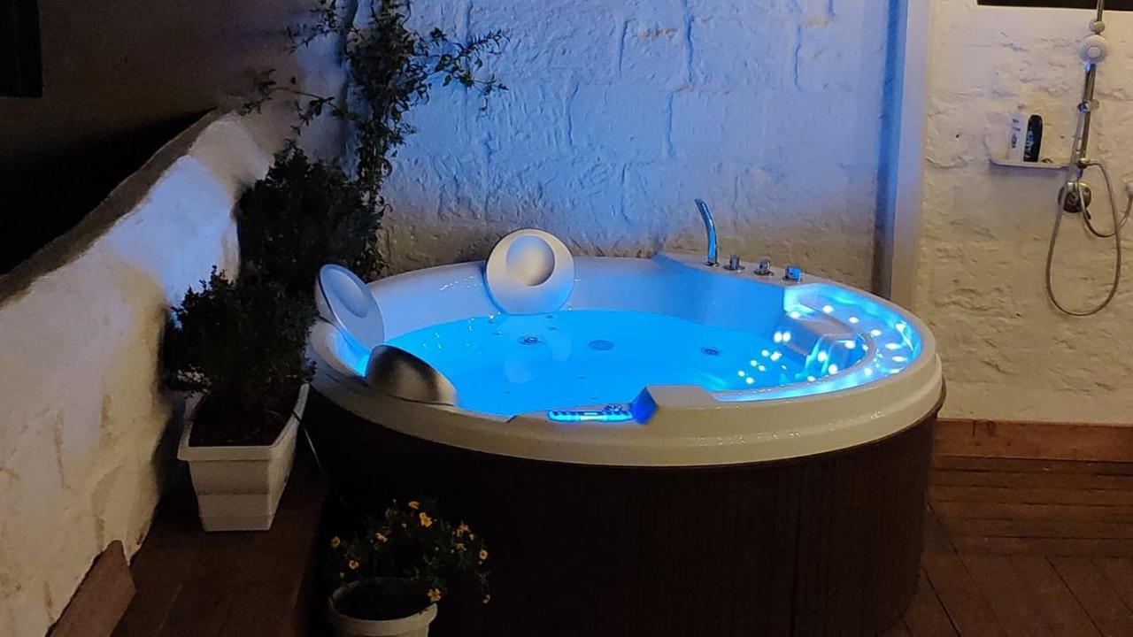 Amalfi Pool Suite - Puglia Mia Apartments Monopoli Buitenkant foto